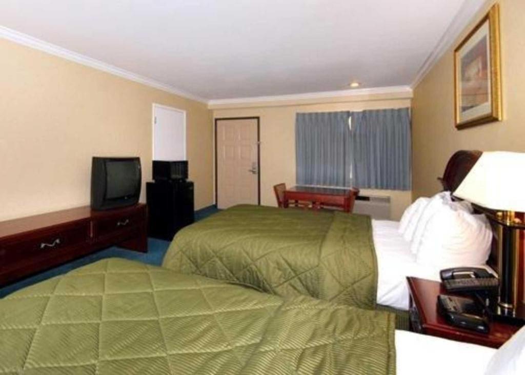 Quality Inn Near City Of Hope Duarte Екстер'єр фото